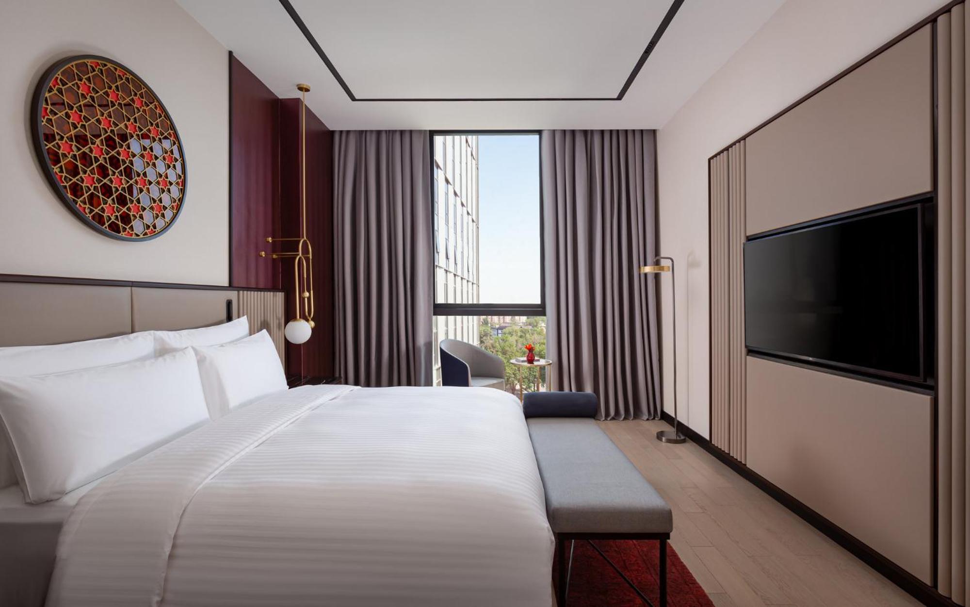 Hotel Intercontinental Tashkent By Ihg Extérieur photo