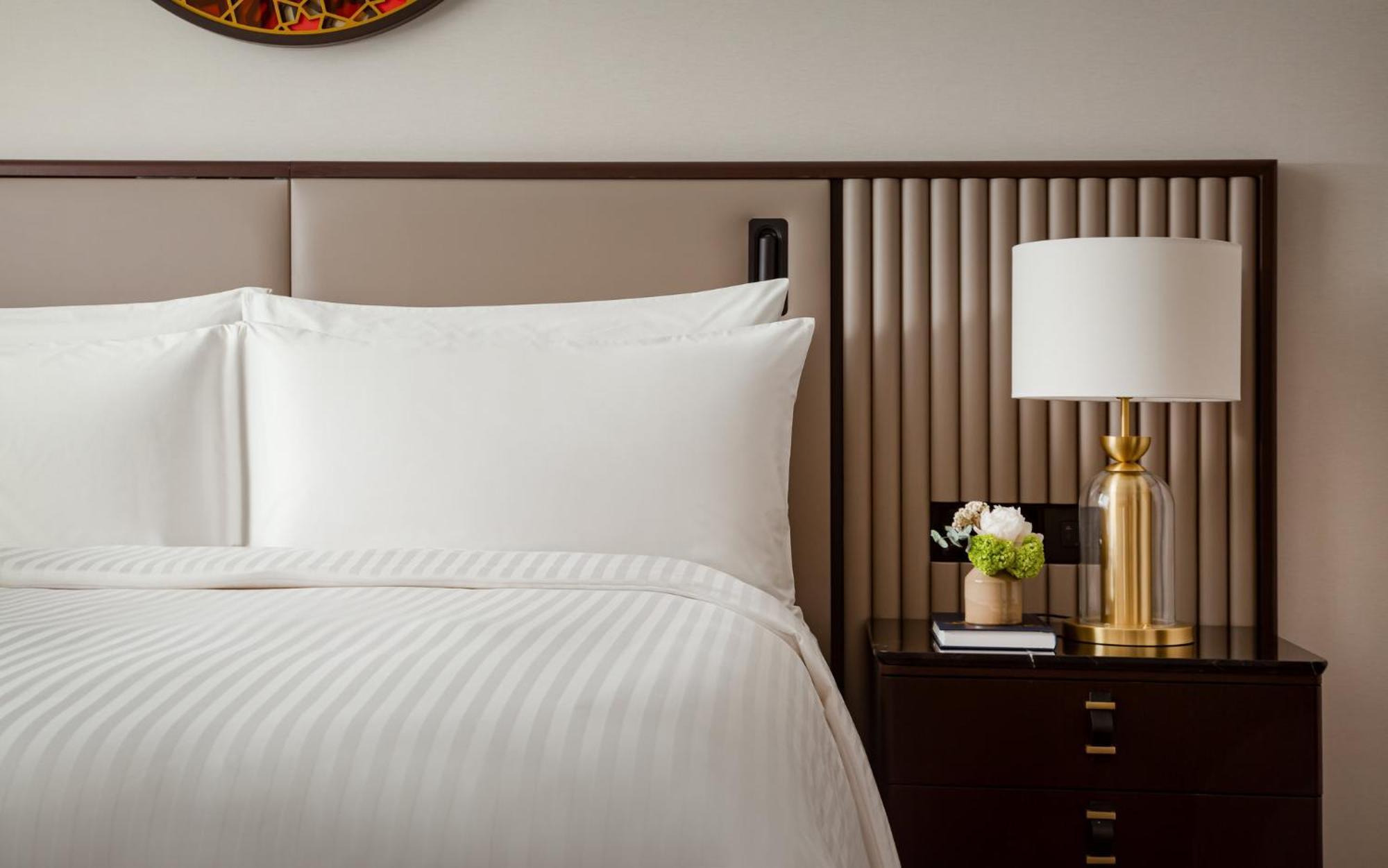 Hotel Intercontinental Tashkent By Ihg Extérieur photo